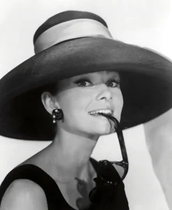 Audrey Hepburn Archivdruck in Schwarz