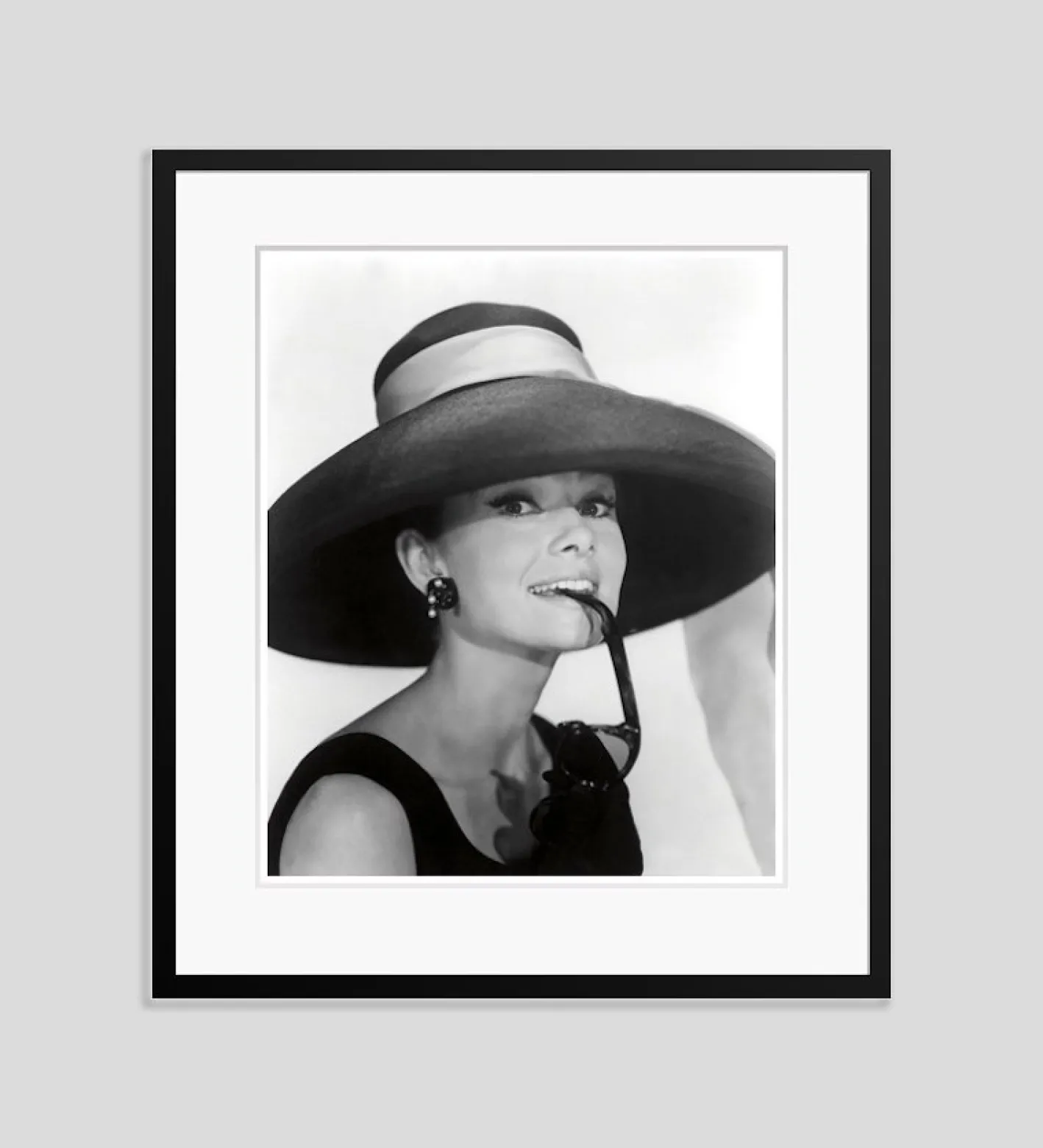Audrey Hepburn Archivdruck in Schwarz