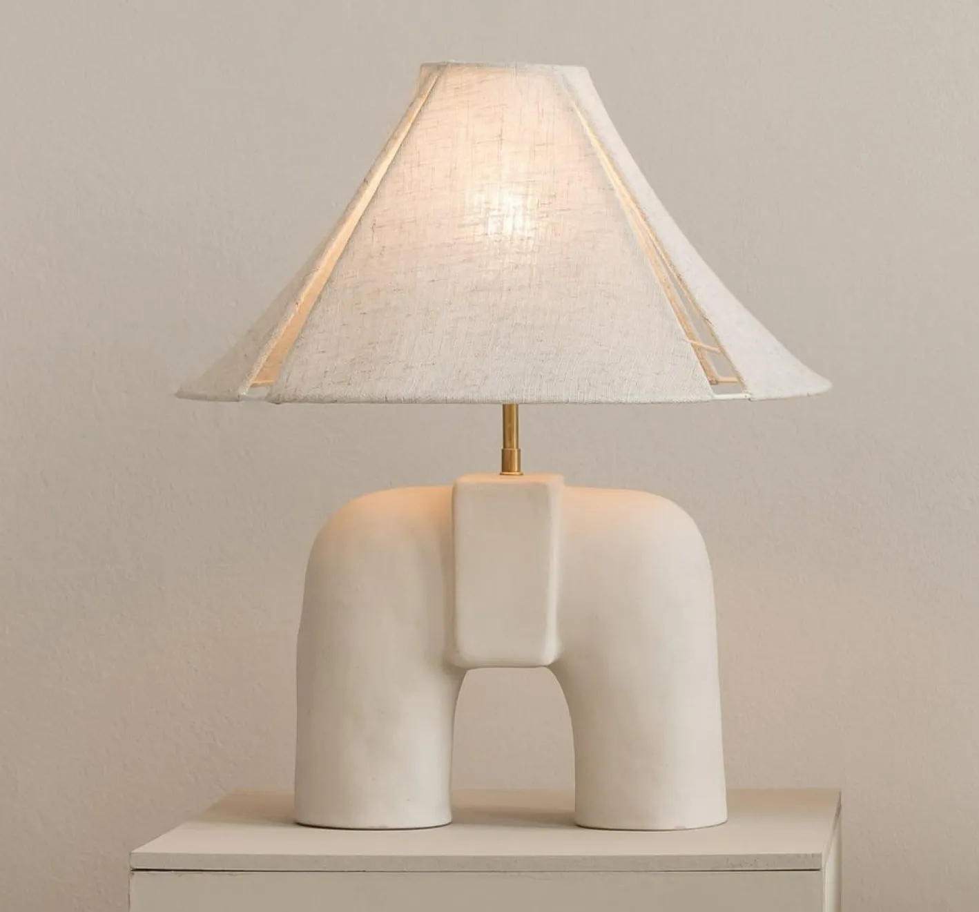 Audrey Tischlampe von Cuit Studio