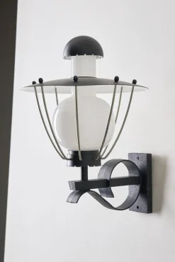 Außenwandlampe mit Metallschirm und Glasdiffusor von Bega, 1970er