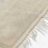 Ausgeblichener Teppich