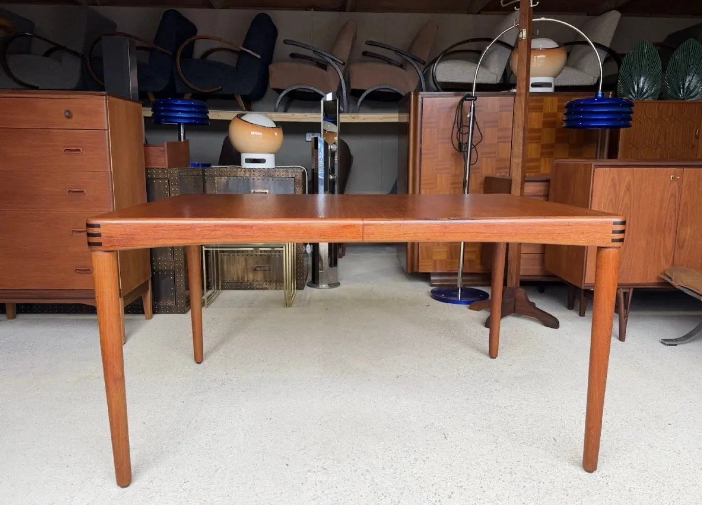 Ausziehbarer dänischer Mid-Century Esstisch aus Teak von Henry Walter Klein für Bramin