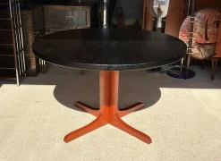 Ausziehbarer dänischer Vintage Esstisch aus Teak, 1960er
