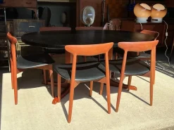 Ausziehbarer dänischer Vintage Esstisch aus Teak, 1960er