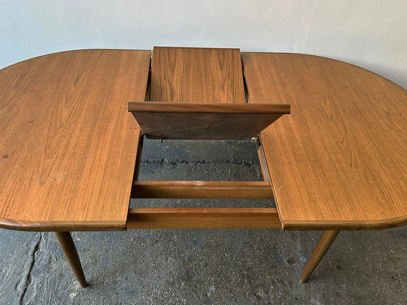 Ausziehbarer Mid-Century Modern Fresco Esstisch von G-Plan, 1960er