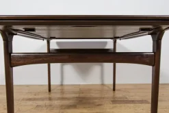 Ausziehbarer Mid-Century Modern Teak Esstisch von Johannes Andersen für Uldum Møbelfabrik, Denmark, 1960er