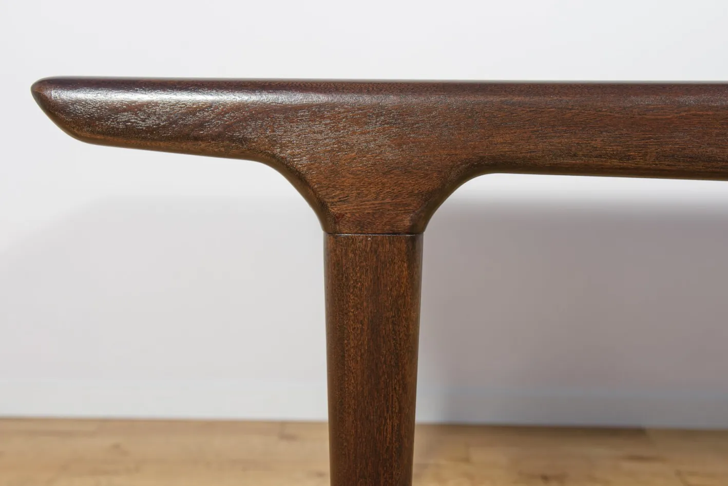 Ausziehbarer Mid-Century Modern Teak Esstisch von Johannes Andersen für Uldum Møbelfabrik, Denmark, 1960er
