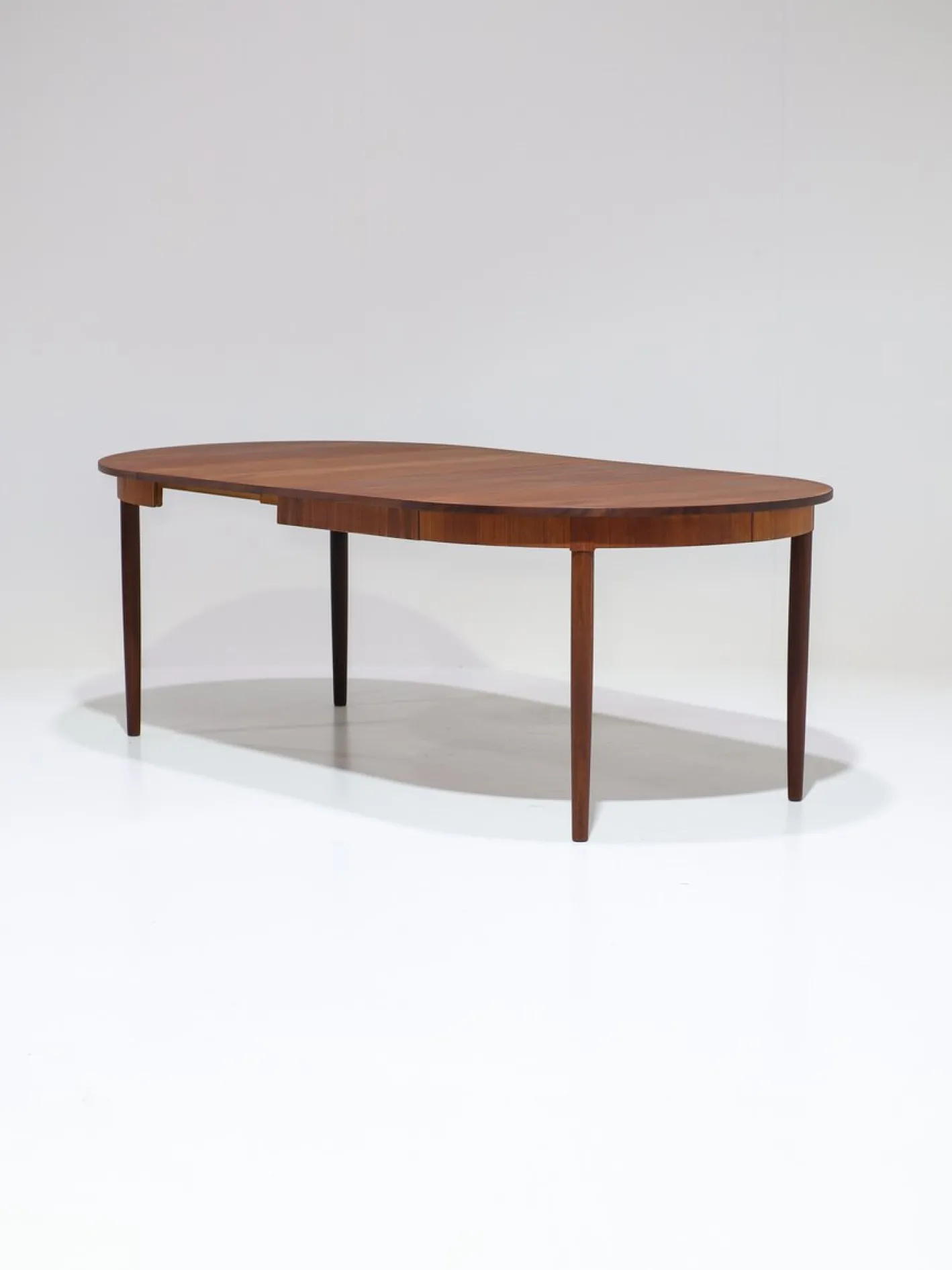 Ausziehbarer runder Esstisch aus Teak, 1960er