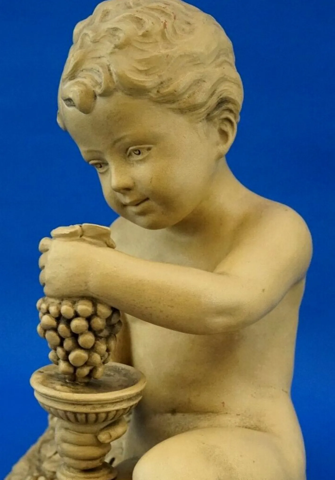 Bacchanal Putto Kind Bacchus Terrakotta Skulptur von Bohumil Rezl, Tschechoslowakei, 1800er