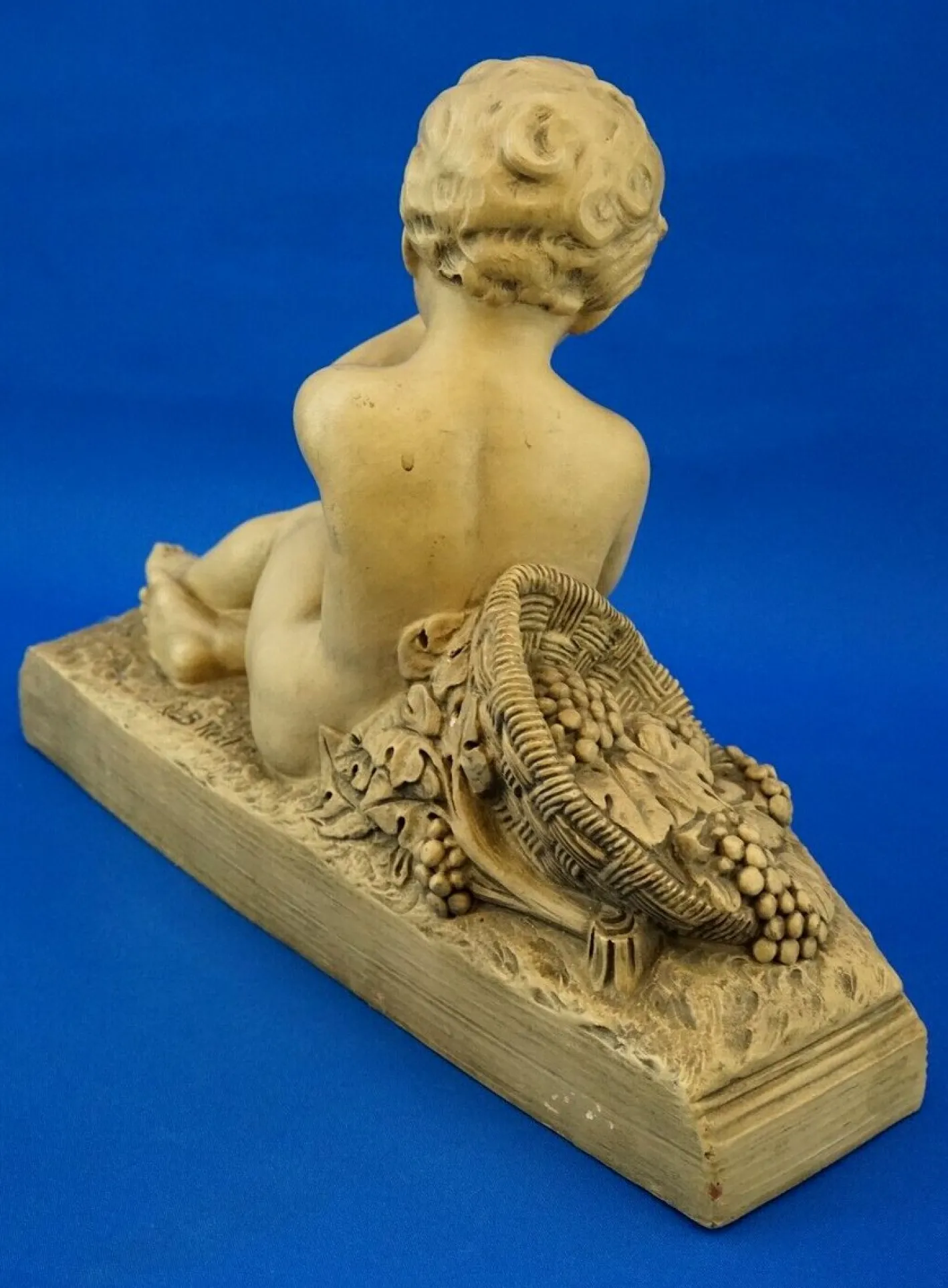 Bacchanal Putto Kind Bacchus Terrakotta Skulptur von Bohumil Rezl, Tschechoslowakei, 1800er