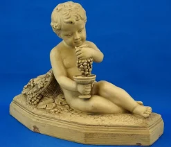Bacchanal Putto Kind Bacchus Terrakotta Skulptur von Bohumil Rezl, Tschechoslowakei, 1800er