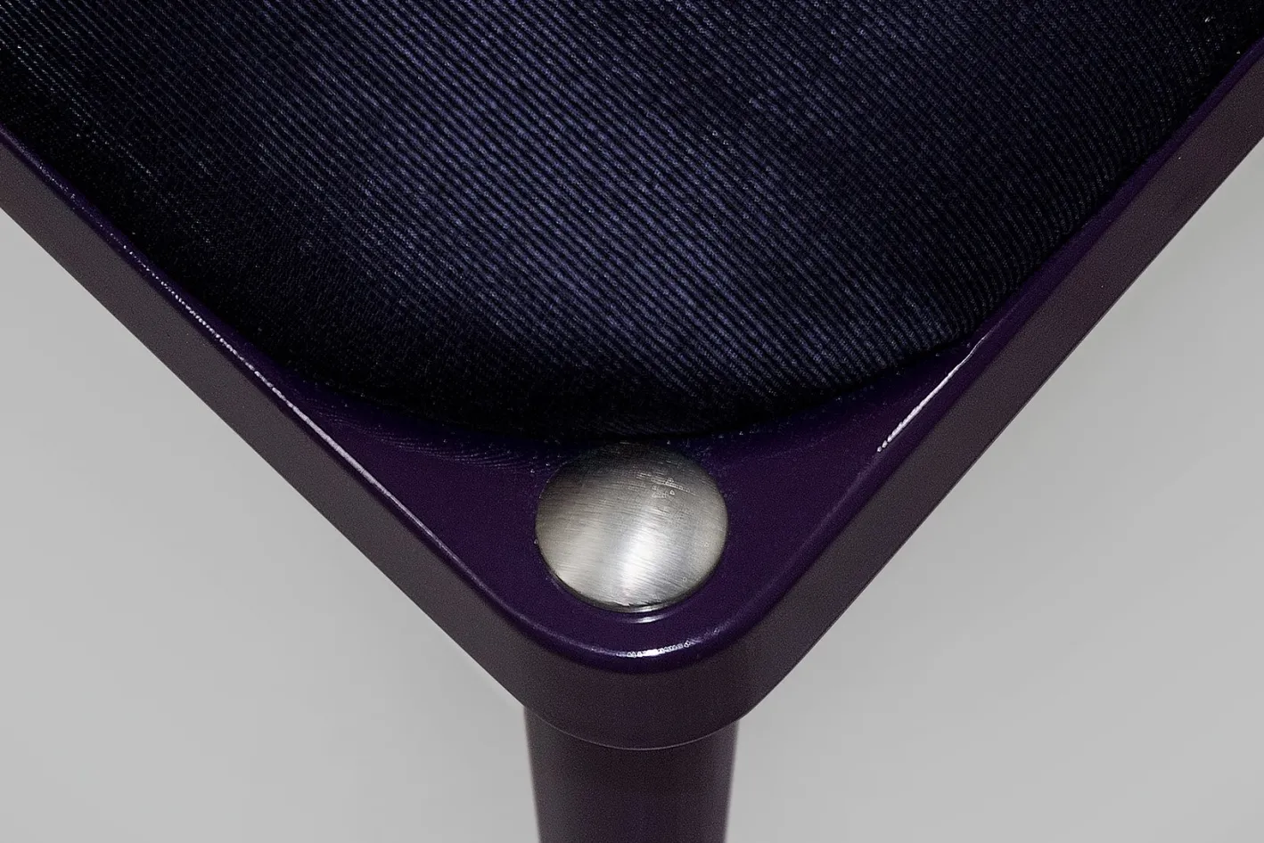 Balzaretti Chair in Purpurschwarz mit Moiré-Muster von Daniel Nikolovski & Danu Chirinciuc für KABINET, 2019