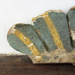 Barocke italienische Bergung aus geschnitztem Holz in Muschelform, 1700er