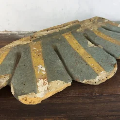 Barocke italienische Bergung aus geschnitztem Holz in Muschelform, 1700er