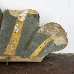 Barocke italienische Bergung aus geschnitztem Holz in Muschelform, 1700er