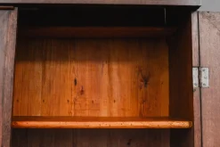 Barocker Schrank aus Eiche & Pinienholz, Frühes 19. Jh