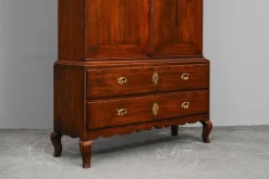 Barocker Schrank aus Eiche & Pinienholz, Frühes 19. Jh
