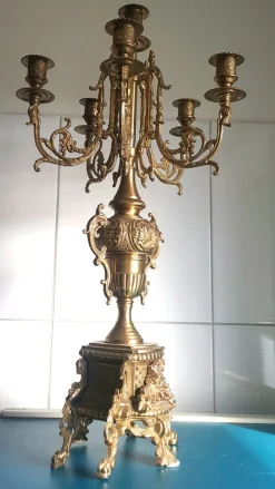 Barocker Sechsarmiger Kerzenhalter aus Messing