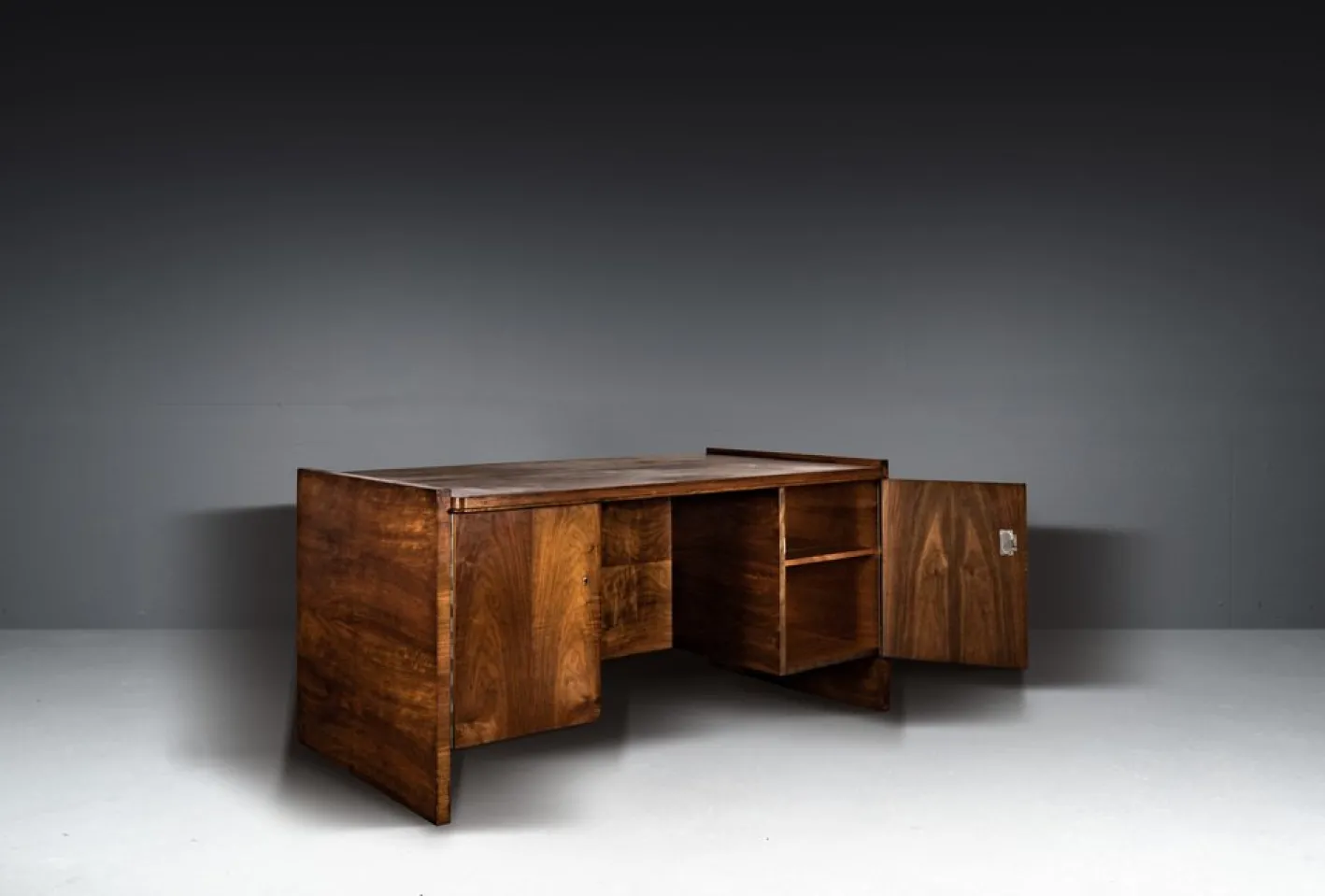 Bauhaus Schreibtisch von Bruno Paul für Deutsche Werkstätten, 1935