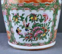 Bedeutende Canton Porzellanvase, China Spätes 19. Jh