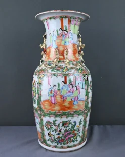 Bedeutende Canton Porzellanvase, China Spätes 19. Jh