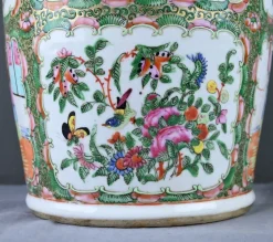 Bedeutende Canton Porzellanvase, China Spätes 19. Jh