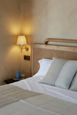 Beige Bc2 Wandlampe von Santa & Cole