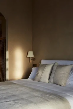 Beige Bc2 Wandlampe von Santa & Cole