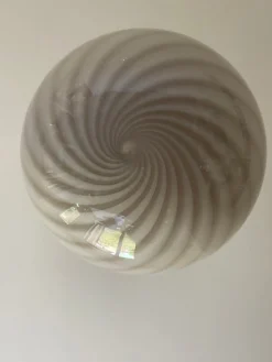Beige & Weiße Sphere Hängelampe aus Muranoglas von Simoeng