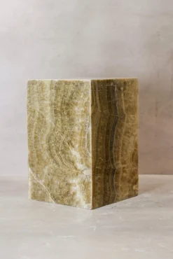 Beistelltisch aus Onyx