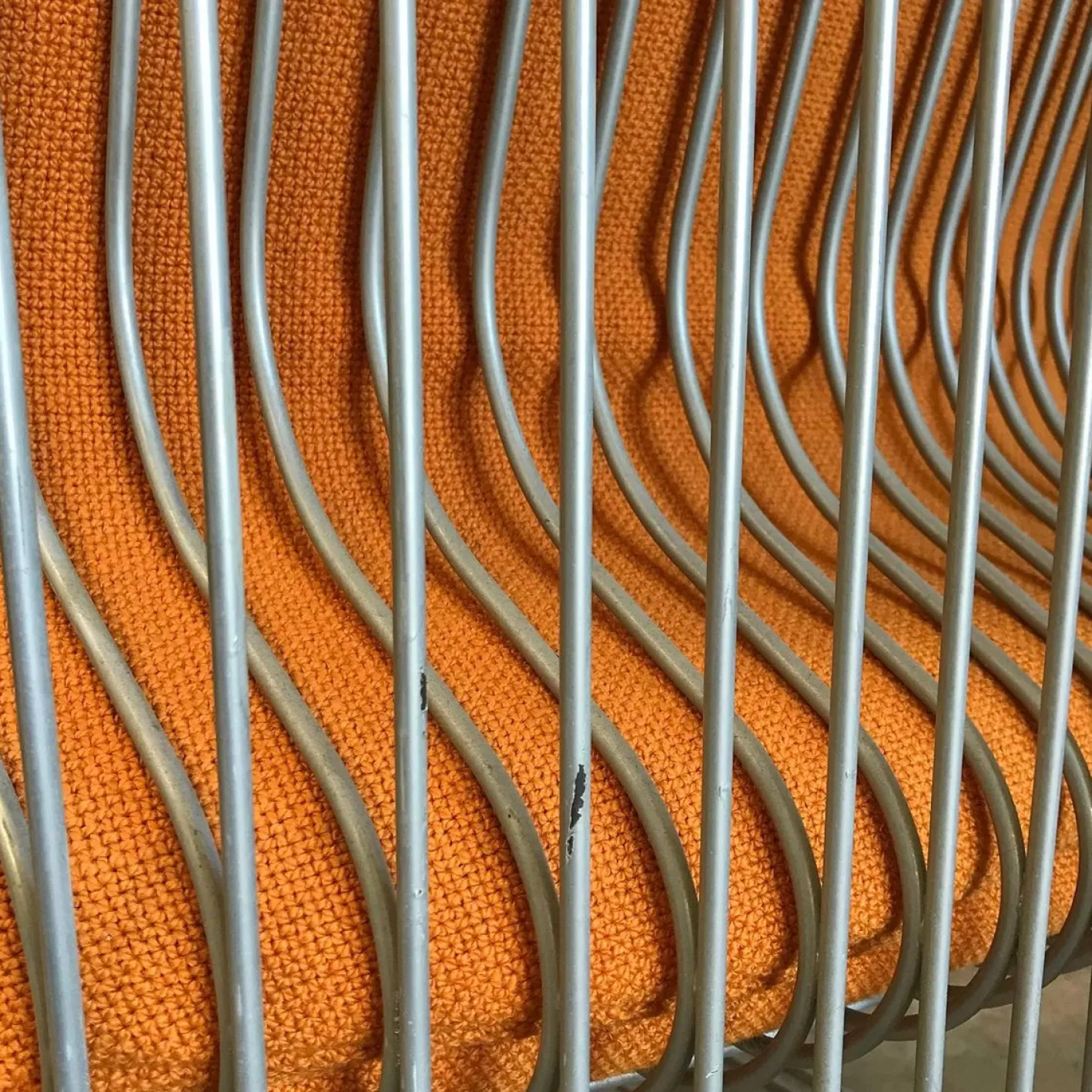 Beistelltisch & 3 Pantonova Stühle von Verner Panton für Fritz Hansen, 1971, 4er Set
