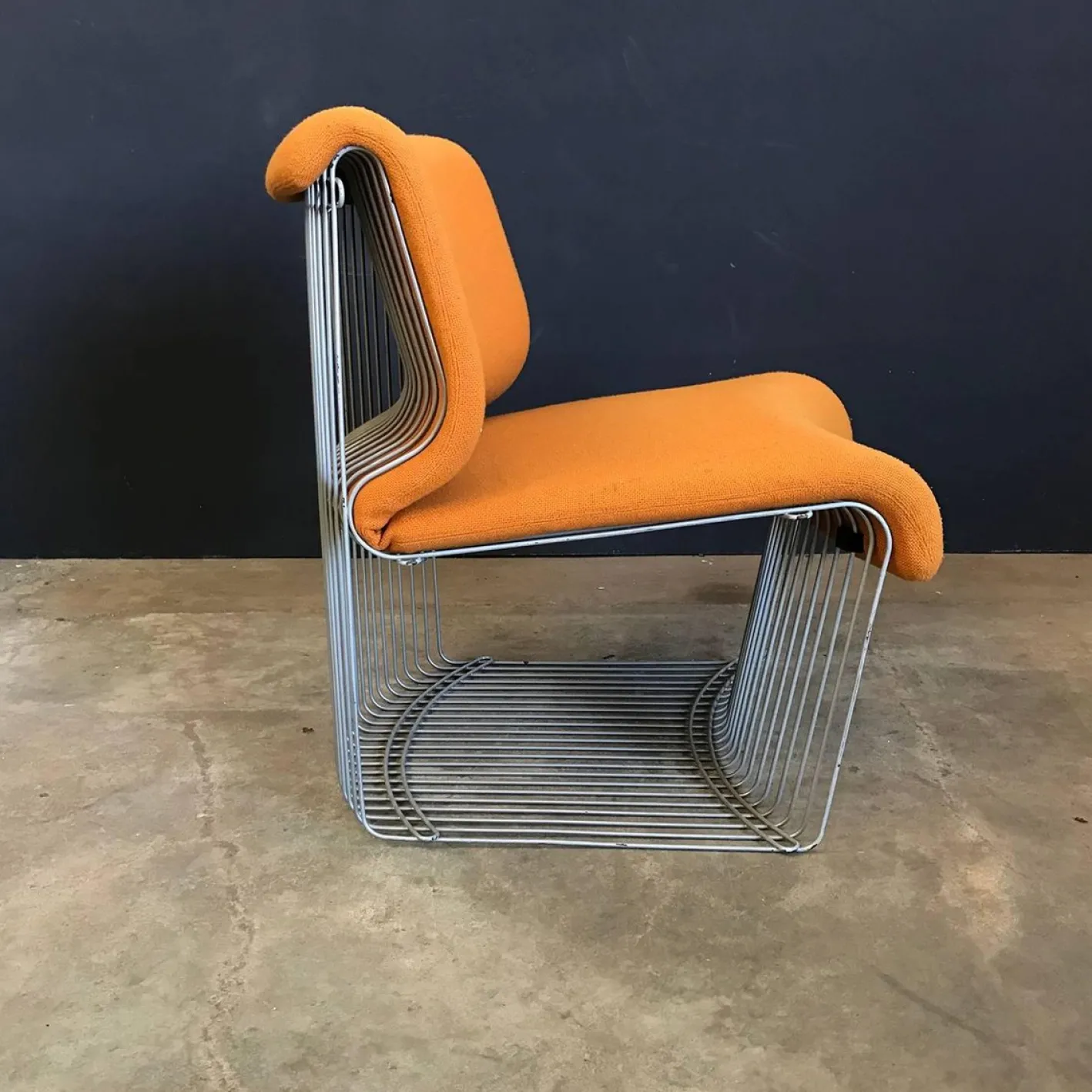 Beistelltisch & 3 Pantonova Stühle von Verner Panton für Fritz Hansen, 1971, 4er Set