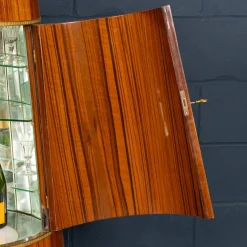 Beleuchteter italienischer Vintage Barschrank von Aldo Tura, 1960
