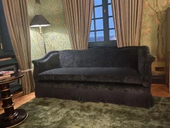 Belle Époque Samtsofa von EJ Victor