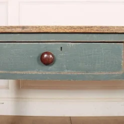 Bemalter schottischer Konsolentisch