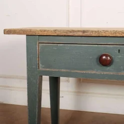 Bemalter schottischer Konsolentisch