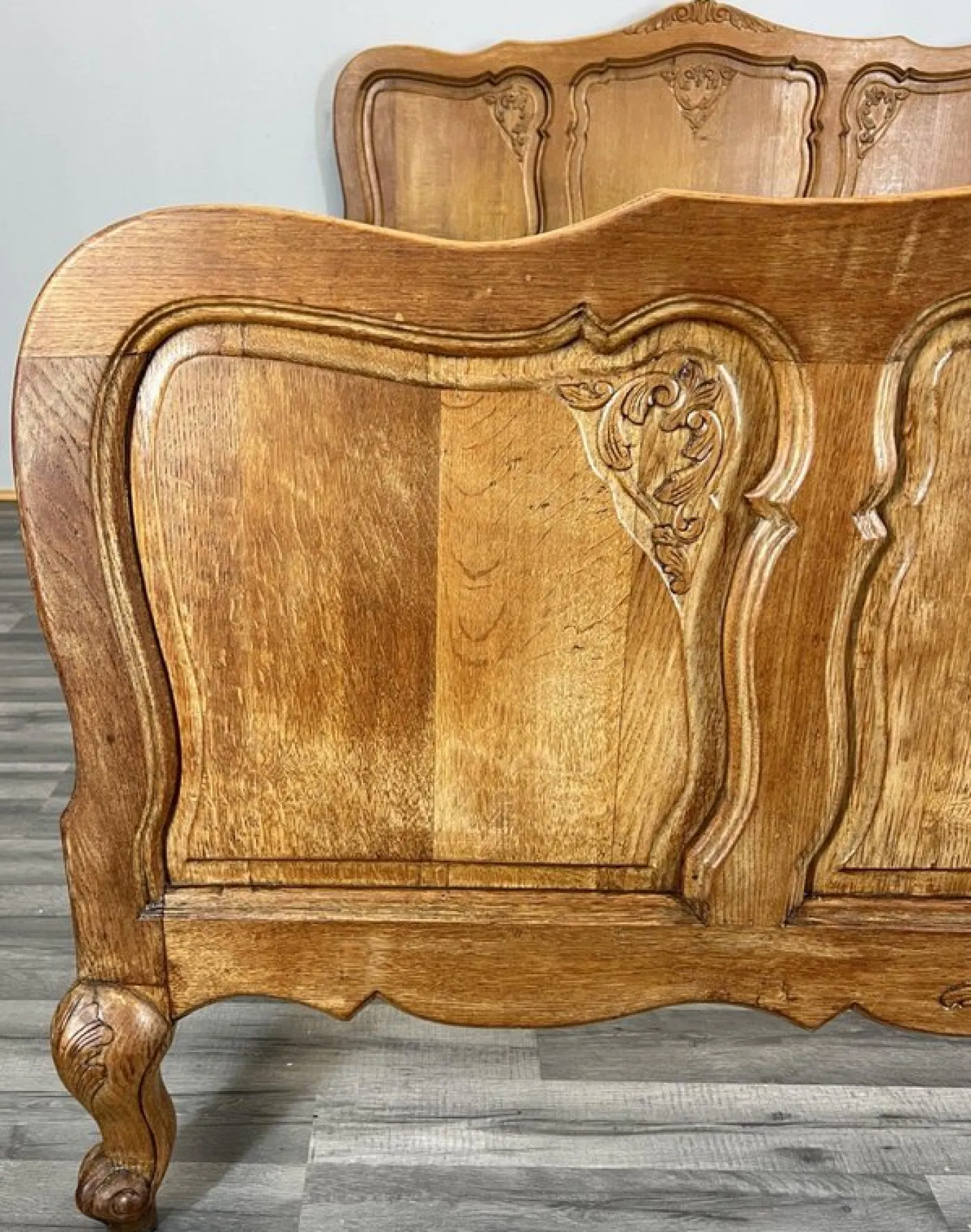 Bett Französisches Louis Xvi Doppelbett Bettgestell aus Eiche geschnitztes Kopfteil Lot 4603