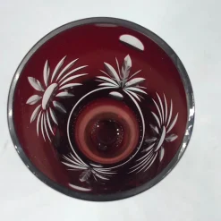 Böhmische Karaffe, 20. Jh. mit geschliffenen Rubingläsern von Unbekannt, 1920er, 5er Set