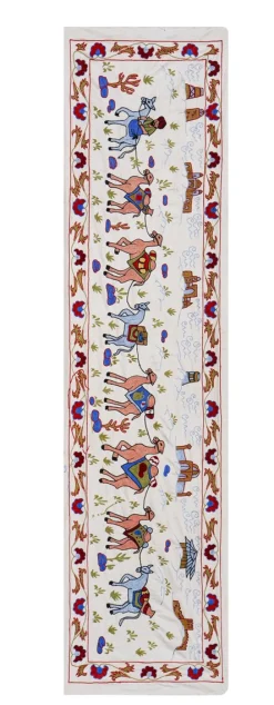 Böhmischer usbekischer Vintage Suzani Wandbehang Läufer mit Kamelmotiv