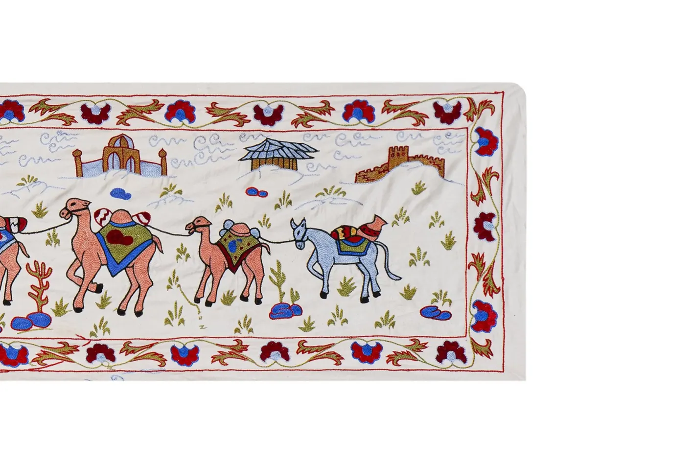 Böhmischer usbekischer Vintage Suzani Wandbehang Läufer mit Kamelmotiv