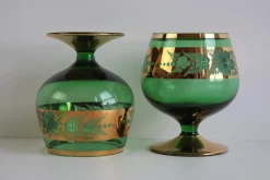 Böhmische Vintage Gläser in Grün & Gold Vergoldet, 1950er, 6 . Set