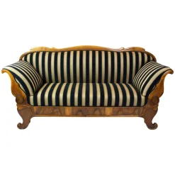 Biedermeier Sofa aus Nussholz, Frühes 19. Jh.