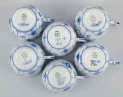 Blaue geriffelte schlichte Kaffeetassen mit Untertassen von Royal Copenhagen, 1970er, 12 Set