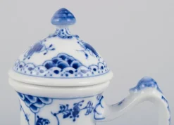 Blaue Kannelierte Kaffeekanne aus Porzellan von Royal Copenhagen, 1960er