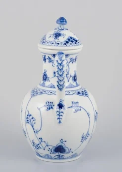 Blaue Kannelierte Kaffeekanne aus Porzellan von Royal Copenhagen, 1960er