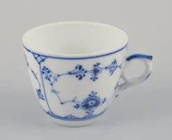 Blaue Kannelierte Kaffeetassen mit Untertassen von Royal Copenhagen, 1960er, 12 Set