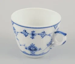Blaue Kannelierte Kaffeetassen mit Untertassen von Royal Copenhagen, 1960er, 12 Set