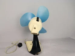 Blauer Mid-Century Tischventilator aus Kunststoff, Sowjetunion, 1969