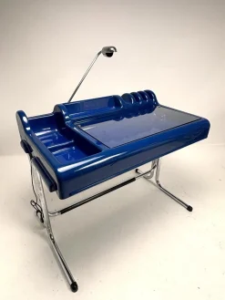 Blauer Orix Schreibtisch aus Kunststoff von Parigi & Prina für Molteni, Italien, 1970er