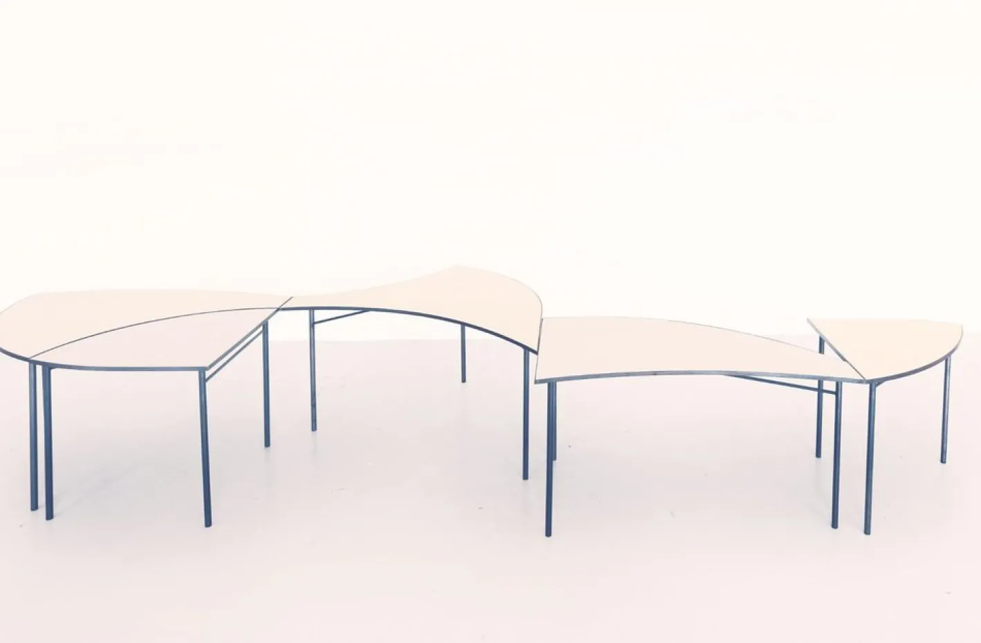 Blaues Tabula Non Rasa Tischset von Studio Trace, 5 . Set